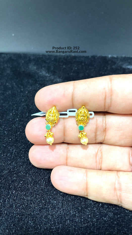 Saravana Jewellers 1.8gms GOLD EARRINGS 22K Yellow Gold