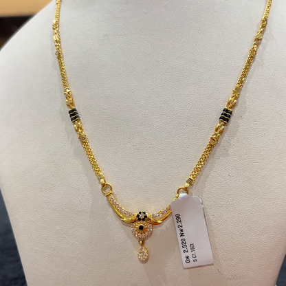 CHANDANA Brothers 12.34gms SHORT BLACK BEADS 22K Nakshi