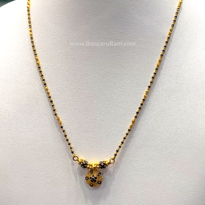 SRI RAM 10.01gms SHORT BLACK BEADS 22K Yellow Gold