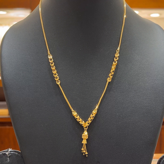 Chennai Shopping Mall 9.61gms SHORT BLACK BEADS 22K Yellow Gold