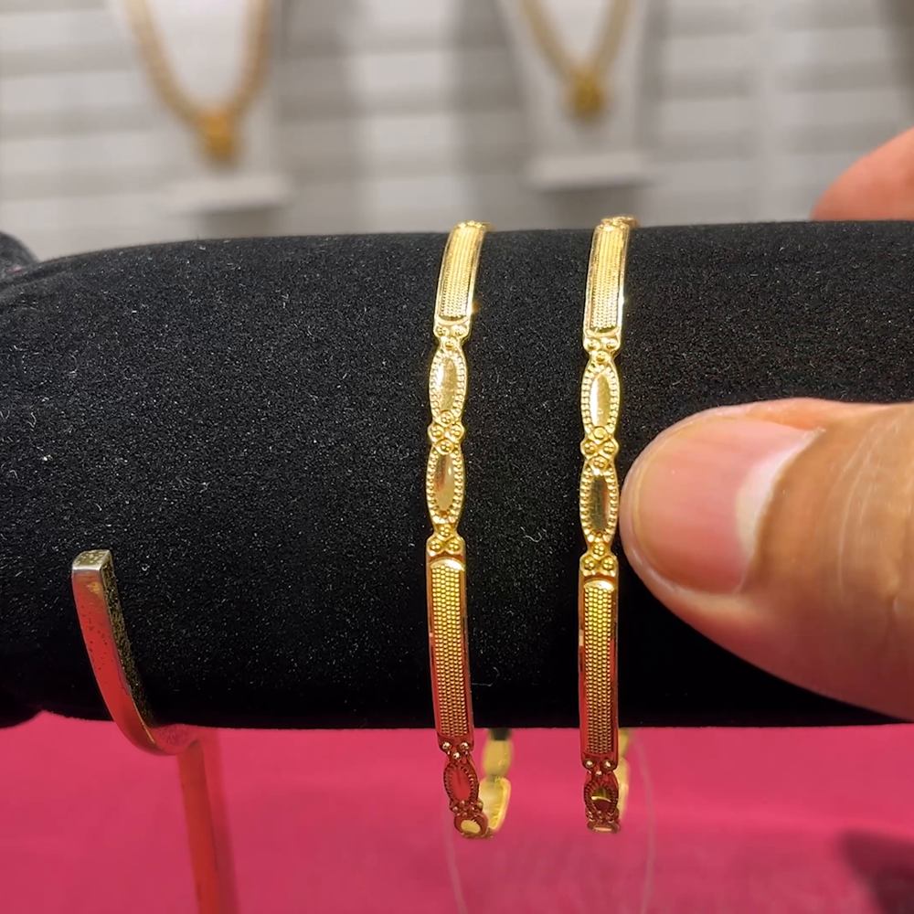 SOUTH INDIA 20.153gms BANGLES 22K Yellow Gold