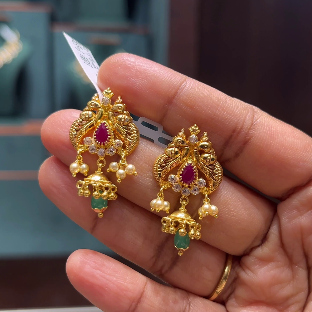 CMR 5.626gms EARRINGS 22K Yellow Gold