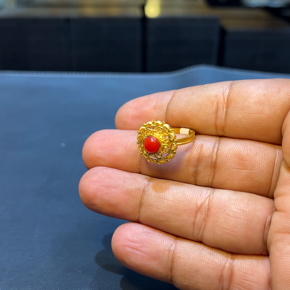 SOUTH INDIA 3.269gms Ring 22K Yellow Gold