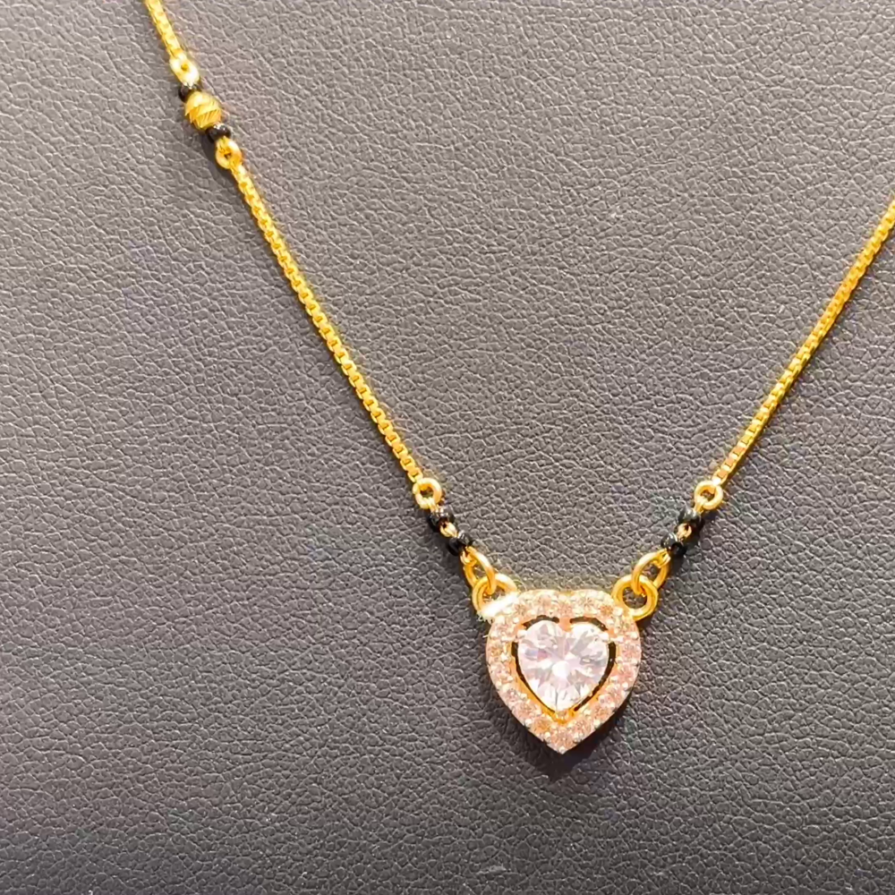 SOUTH INDIA 4.598gms SHORT BLACK BEADS 22K Yellow Gold