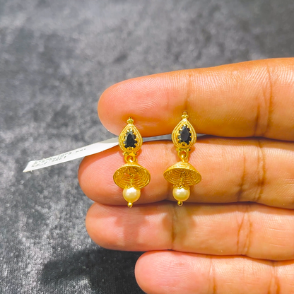 CMR 4.691gms EARRINGS 22K Yellow Gold