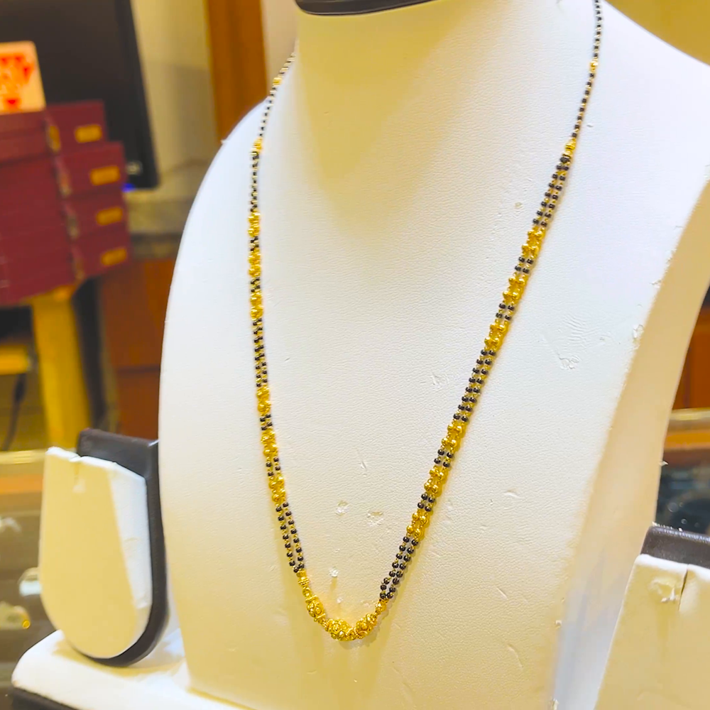 SRI RAM 7.085gms SHORT BLACK BEADS 22K Yellow Gold