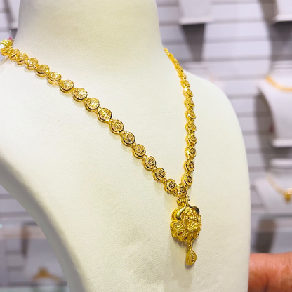 SOUTH INDIA 8.71gms NECKLACE 22K Yellow Gold