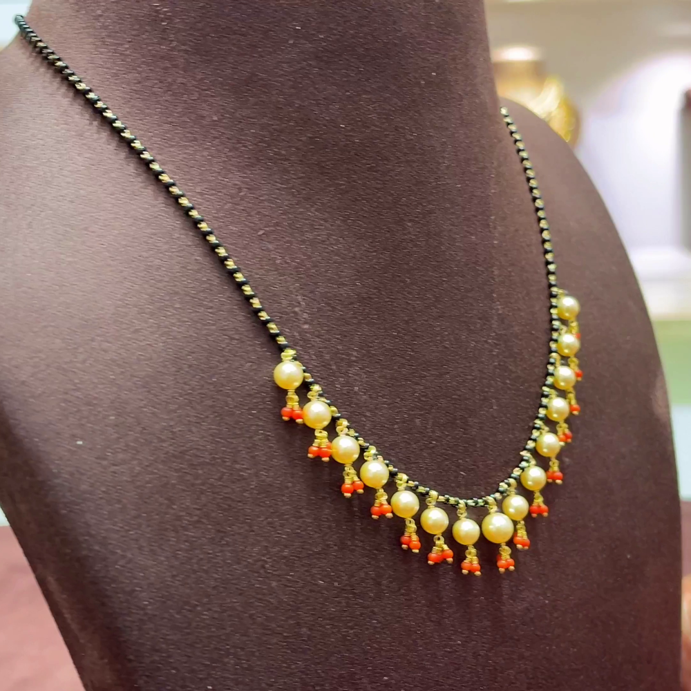 SwarnaKanchi 5.221gms SHORT BLACK BEADS 22K Yellow Gold