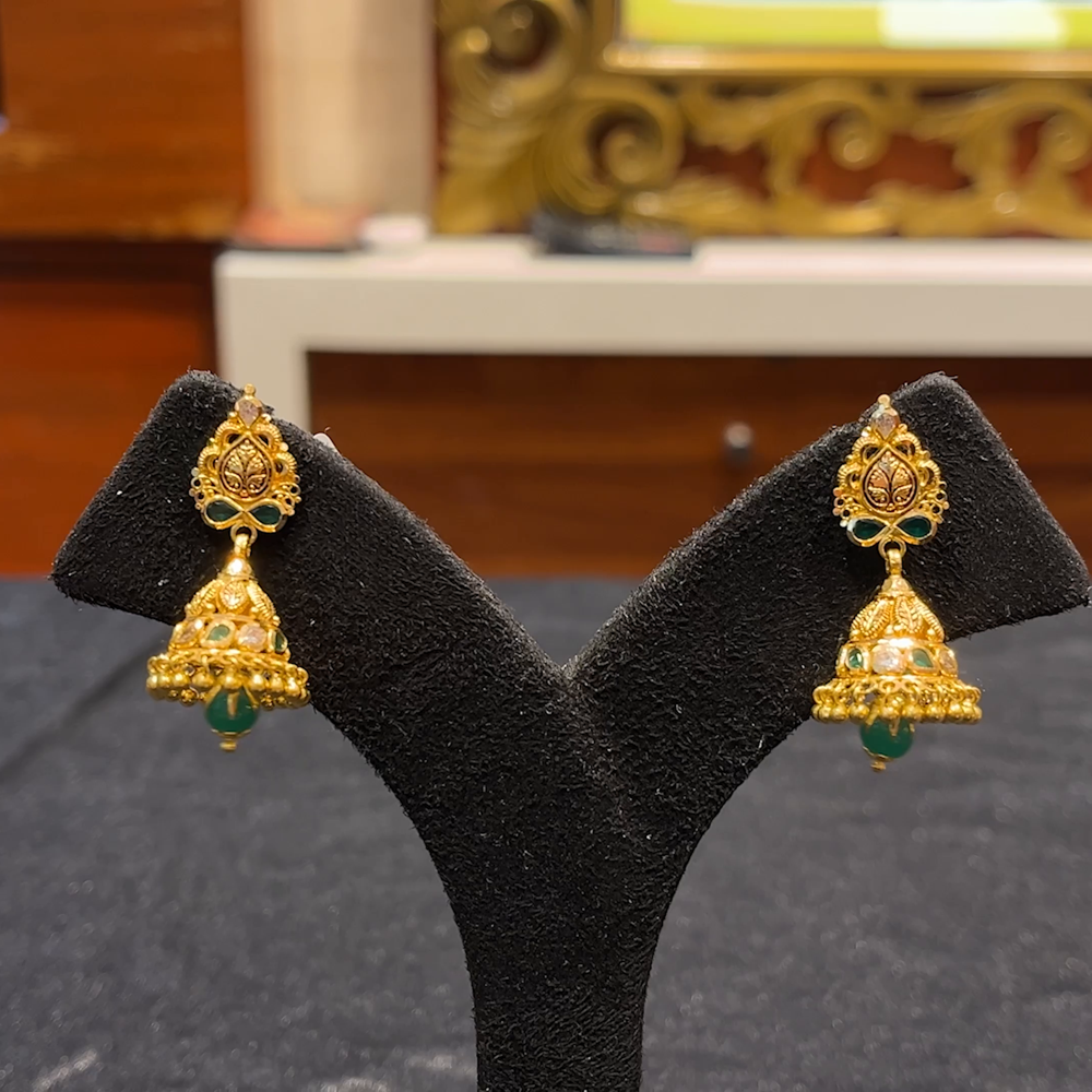 RS BROTHERS 7.741gms EARRINGS 22K Yellow Gold