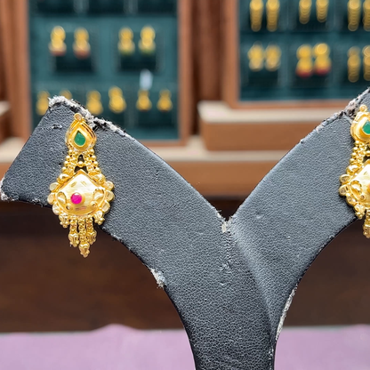 CMR 4.728gms EARRINGS 22K Yellow Gold