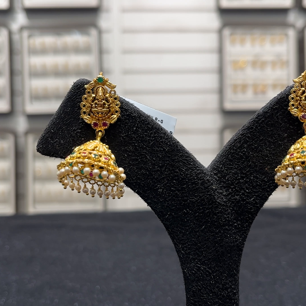 SOUTH INDIA 9.508gms EARRINGS 22K Yellow Gold