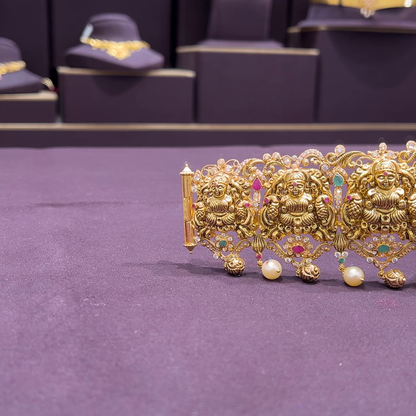 CMR 115.58gms VADDANAM 22K Nakshi