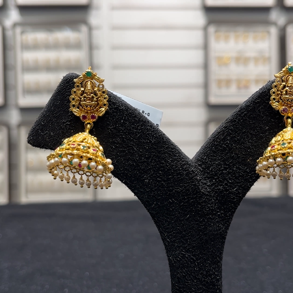 SOUTH INDIA 9.508gms EARRINGS 22K Yellow Gold