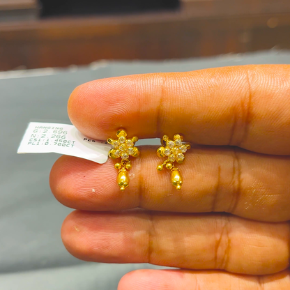 SOUTH INDIA 2.266gms EARRINGS 22K Yellow Gold