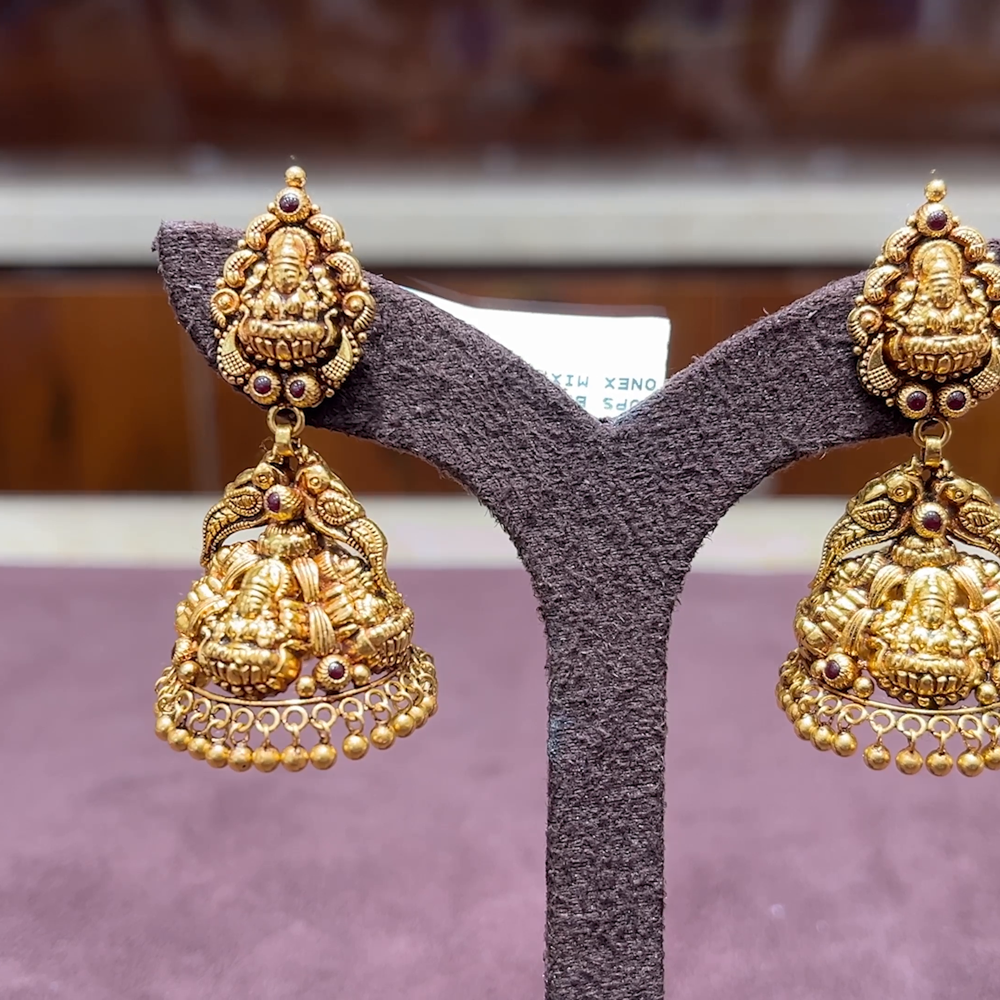 MUKUNDA JEWELLERS 12.13gms EARRINGS 22K Antique