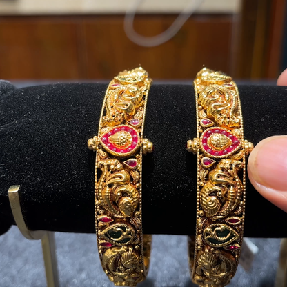 MUKUNDA JEWELLERS 20.799gms BANGLES 22K Yellow Gold