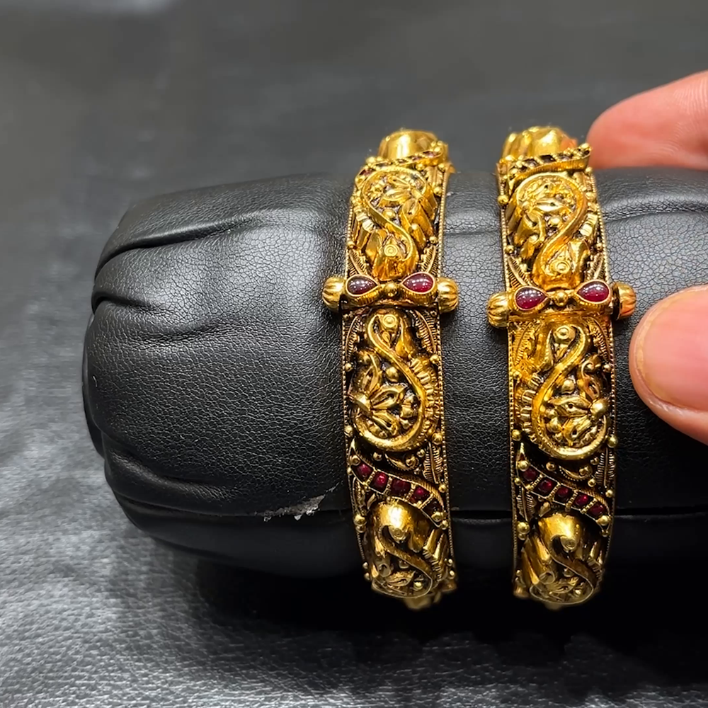 MUKUNDA JEWELLERS 38.697gms BANGLES 22K Yellow Gold