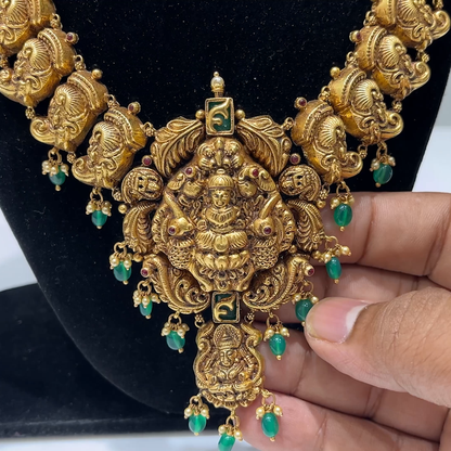 MUKUNDA JEWELLERS 60.12gms HARAMS 22K Yellow Gold