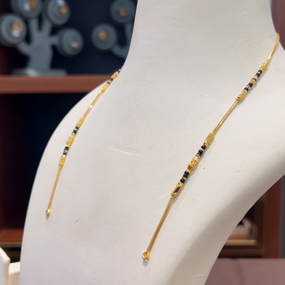 Anu Jewellers 7.667gms SHORT BLACK BEADS 22K Yellow Gold