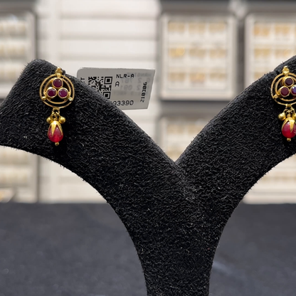 SOUTH INDIA 2.091gms EARRINGS 22K Yellow Gold