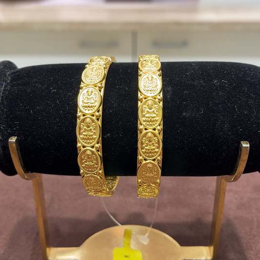 SwarnaKanchi 15.921gms BANGLES 22K Yellow Gold