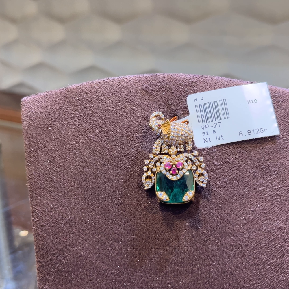 SRI RAM 6.812gms Pendent 22K Nakshi