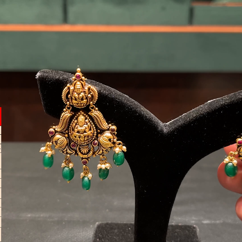 CMR 12.078gms EARRINGS 22K Nakshi