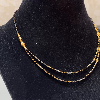 MUKUNDA JEWELLERS 7.37gms SHORT BLACK BEADS 22K Yellow Gold