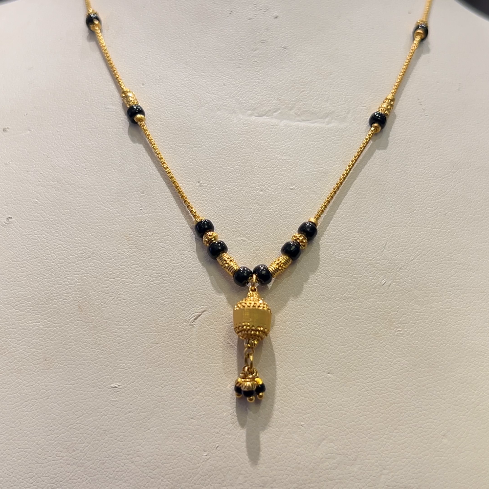 Anu Jewellers 7.77gms SHORT BLACK BEADS 22K Yellow Gold