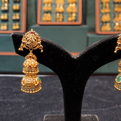 CMR 23.805gms EARRINGS 22K Nakshi