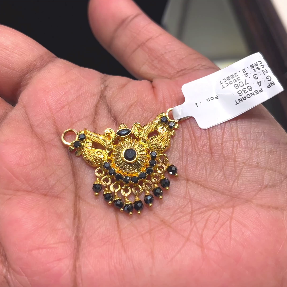 SOUTH INDIA 3.706gms Pendent 22K Yellow Gold