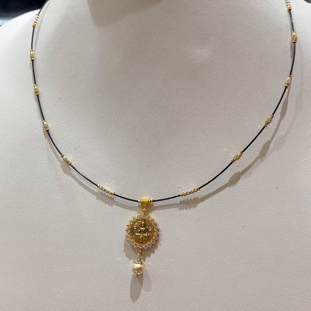 RS BROTHERS 4.066gms SHORT BLACK BEADS 22K Yellow Gold