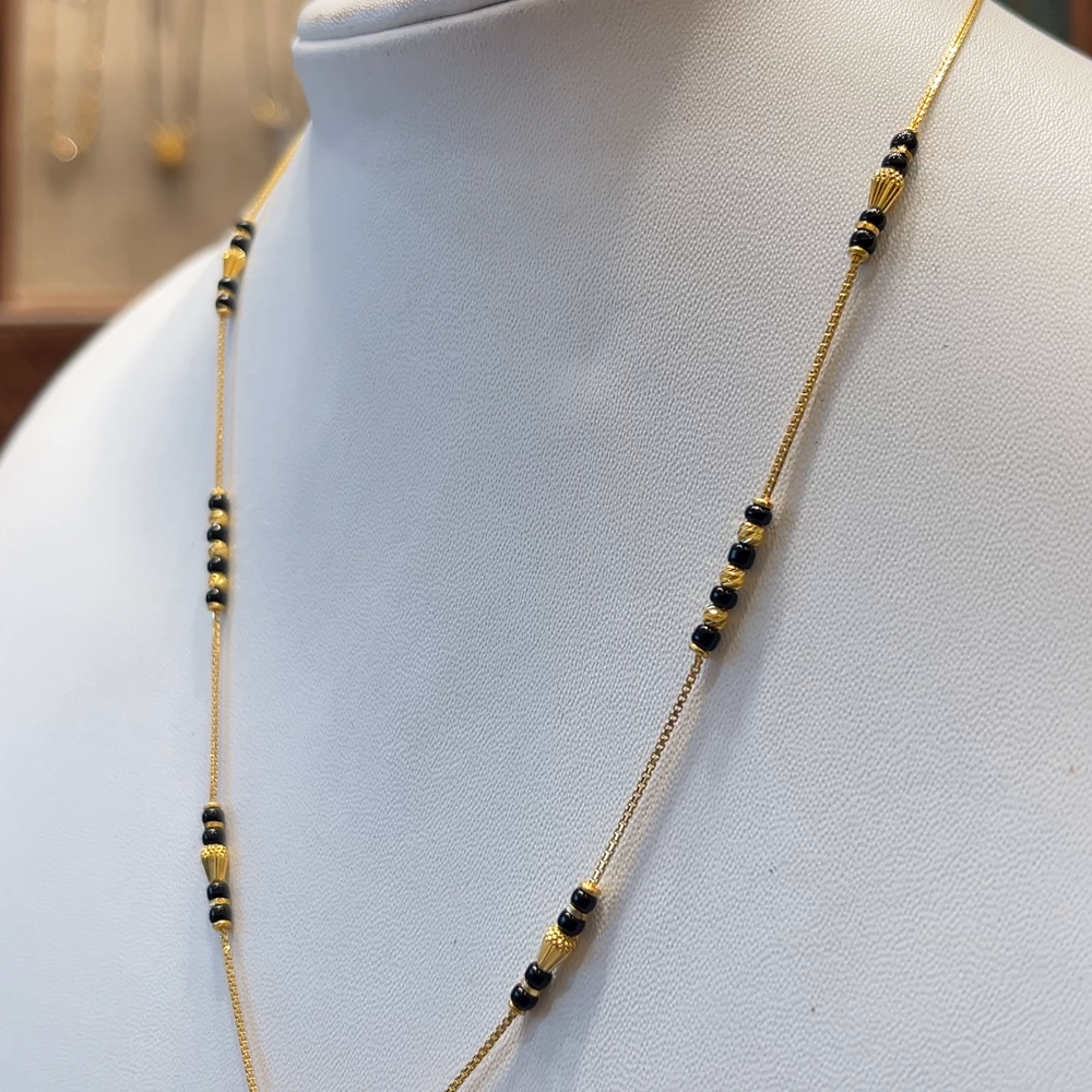 CMR 6.08gms SHORT BLACK BEADS 22K Nakshi