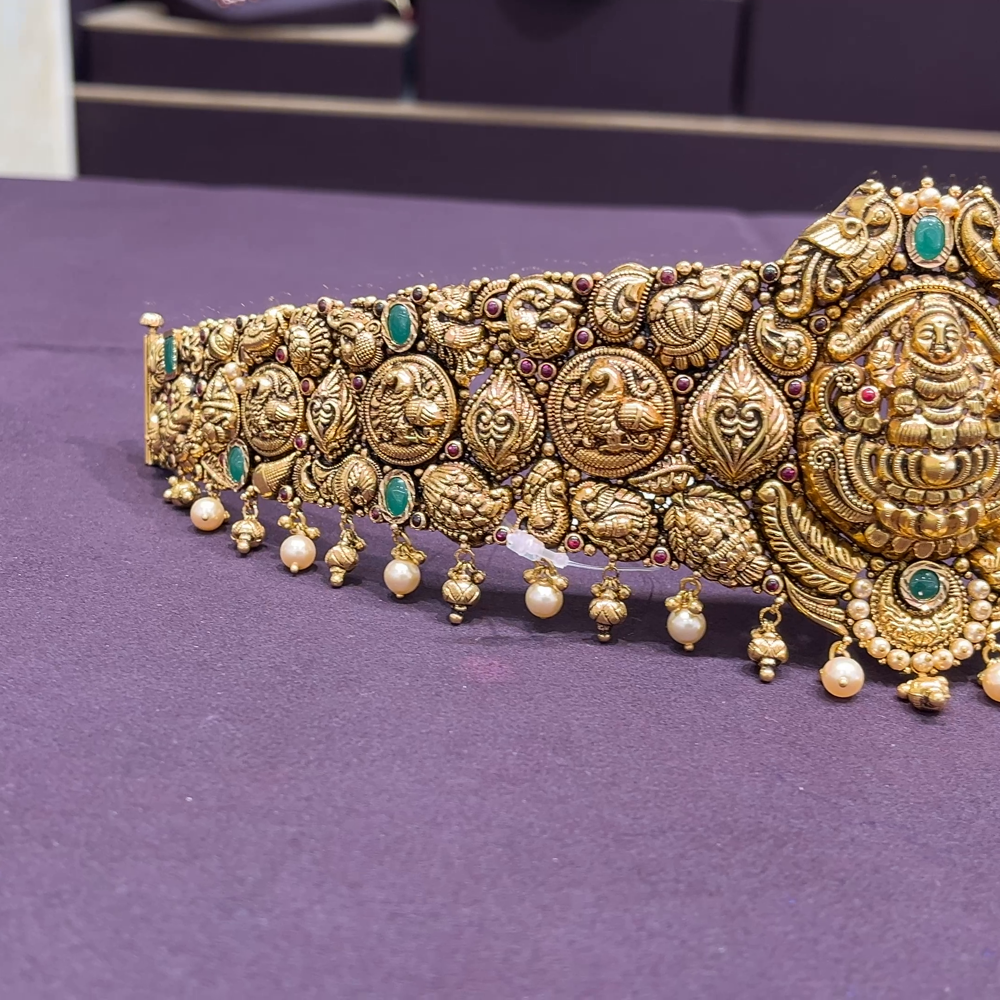 CMR 97.928gms VADDANAM 22K Nakshi