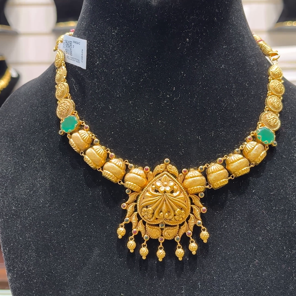 SOUTH INDIA 15.49gms NECKLACE 22K Yellow Gold