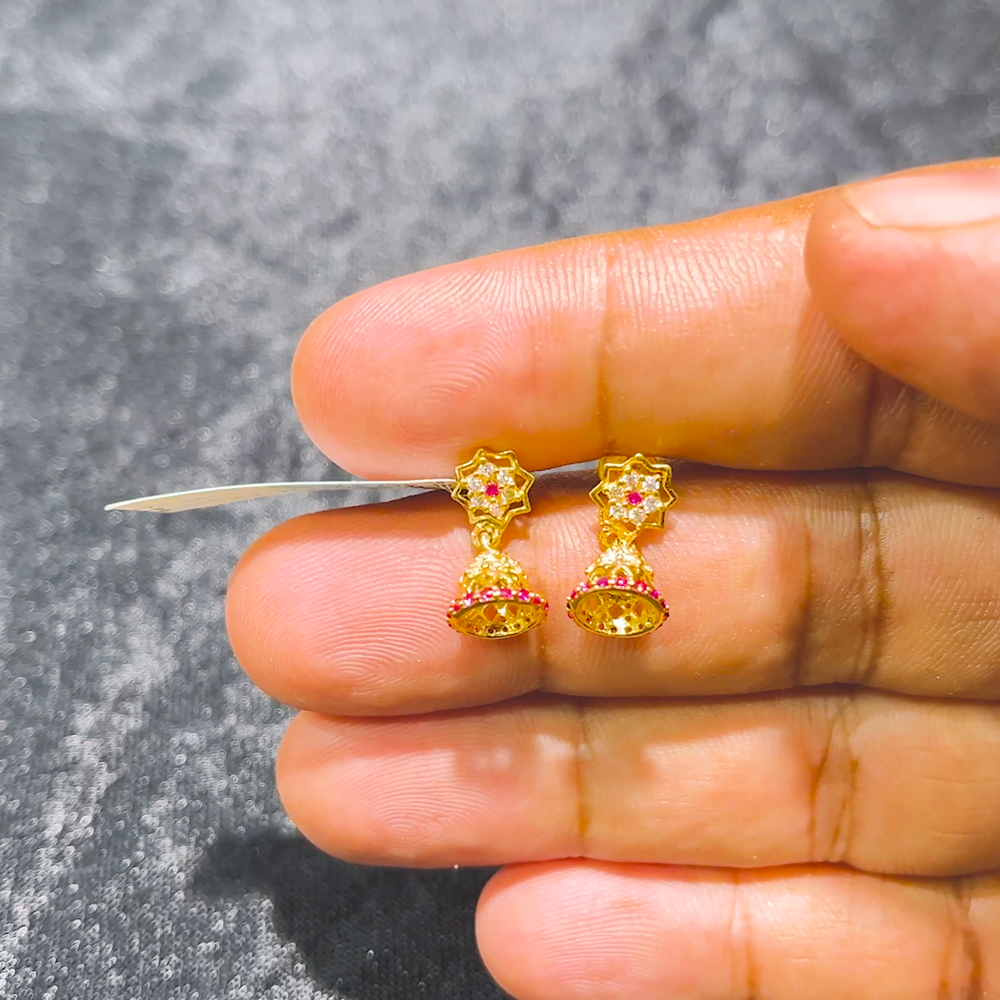 CMR 3.174gms EARRINGS 22K Yellow Gold