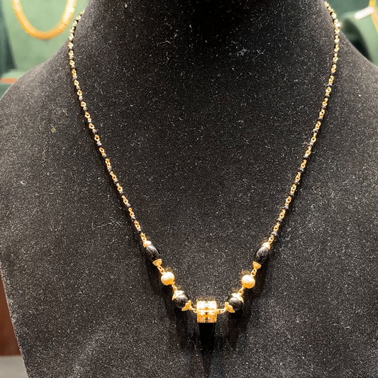 CMR 8.405gms SHORT BLACK BEADS 22K Yellow Gold