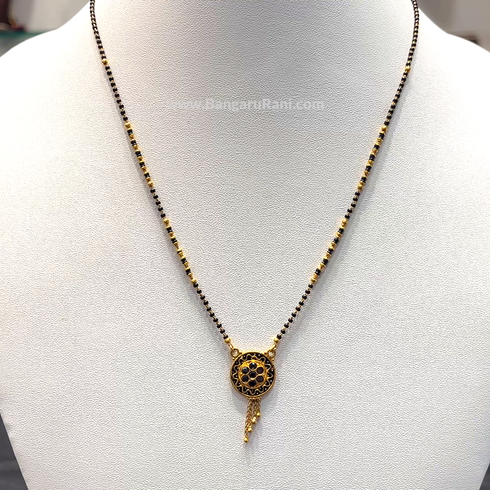 SRI RAM 5.48gms SHORT BLACK BEADS 22K Yellow Gold