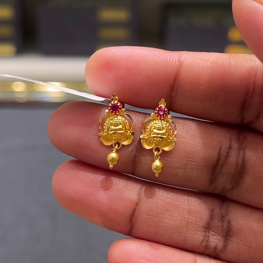 [make to order] 1.335gms EARRINGS 22K