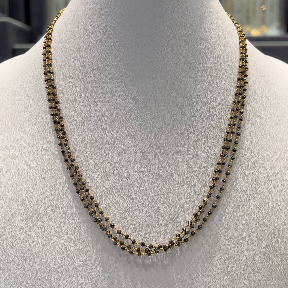 Anu Jewellers 8.54gms SHORT BLACK BEADS 22K Yellow Gold