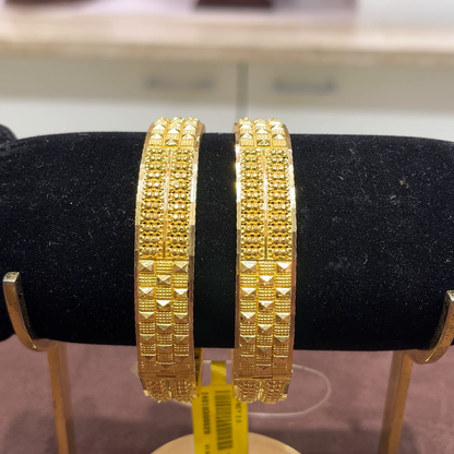 SwarnaKanchi 32.133gms BANGLES 22K Yellow Gold