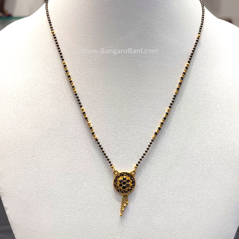 SRI RAM 5.48gms SHORT BLACK BEADS 22K Yellow Gold