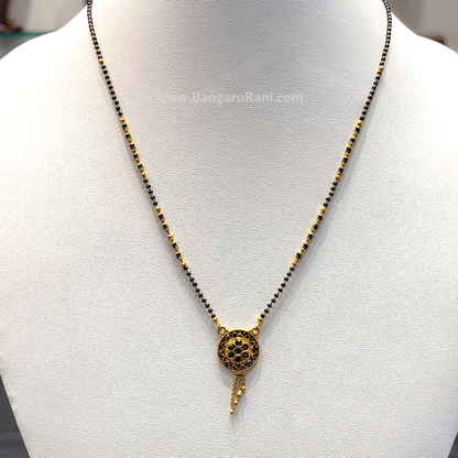 SRI RAM 5.48gms SHORT BLACK BEADS 22K Yellow Gold