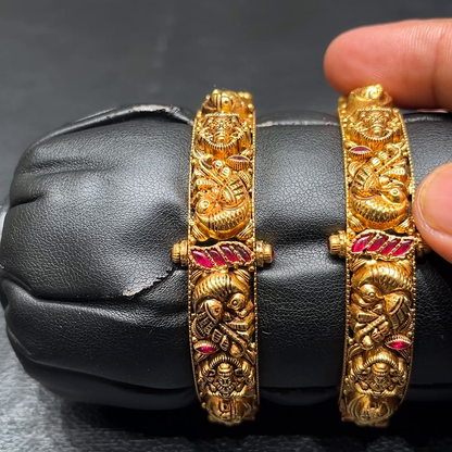 MUKUNDA JEWELLERS 34.6gms BANGLES 22K Yellow Gold