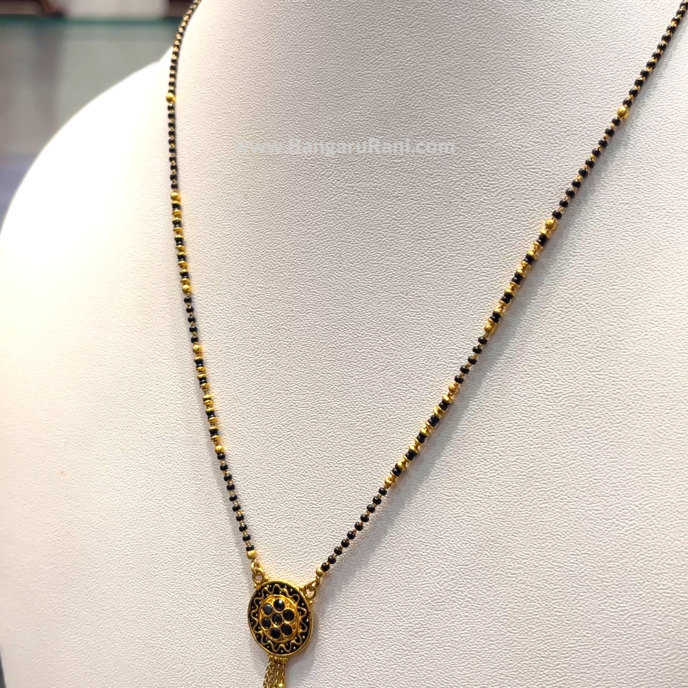 SRI RAM 5.48gms SHORT BLACK BEADS 22K Yellow Gold