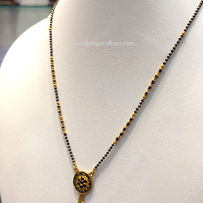 SRI RAM 5.48gms SHORT BLACK BEADS 22K Yellow Gold