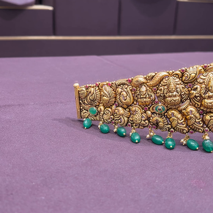 CMR 108.822gms VADDANAM 22K Nakshi