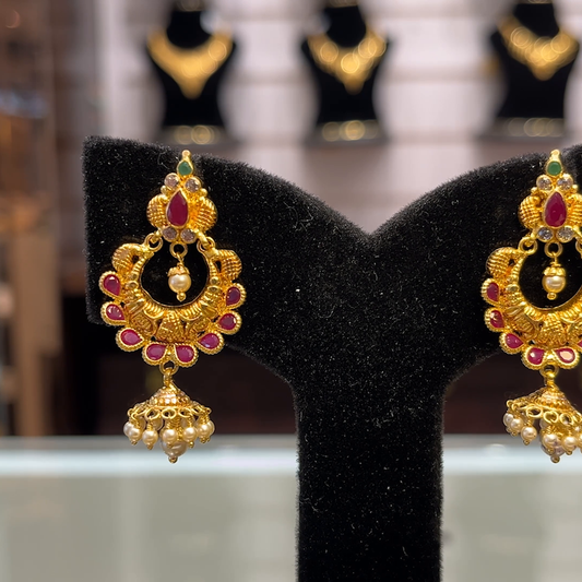 SOUTH INDIA 6.855gms EARRINGS 22K Yellow Gold