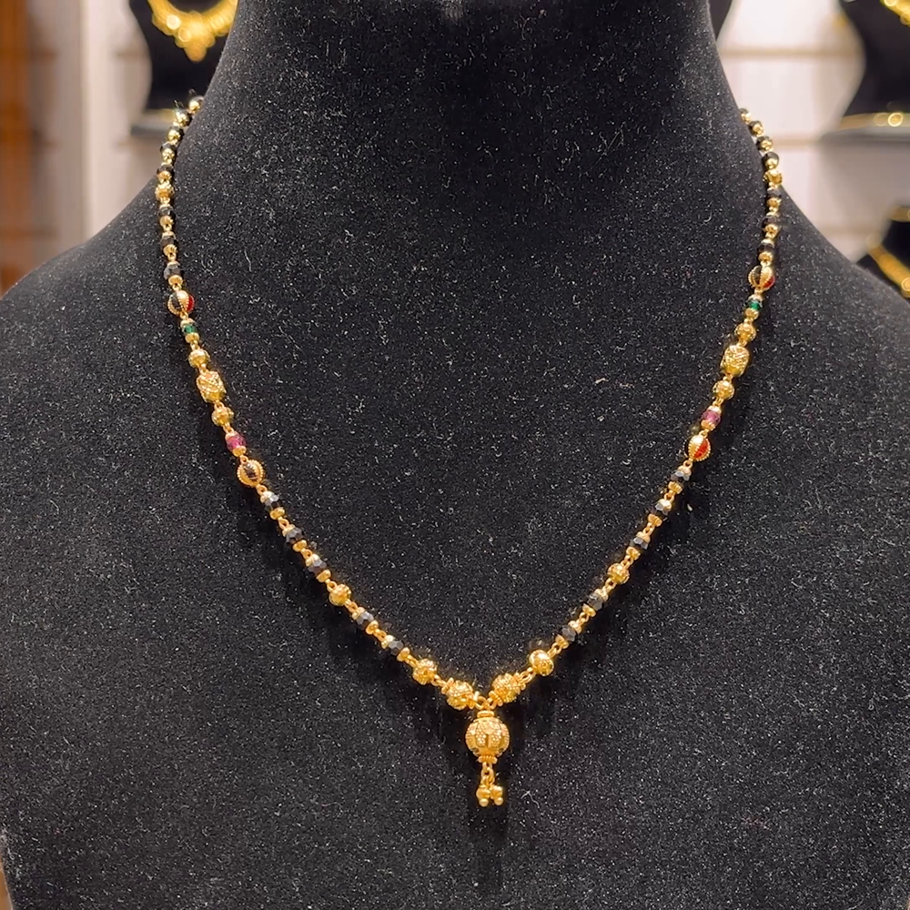 SOUTH INDIA 11.233gms SHORT BLACK BEADS 22K Yellow Gold