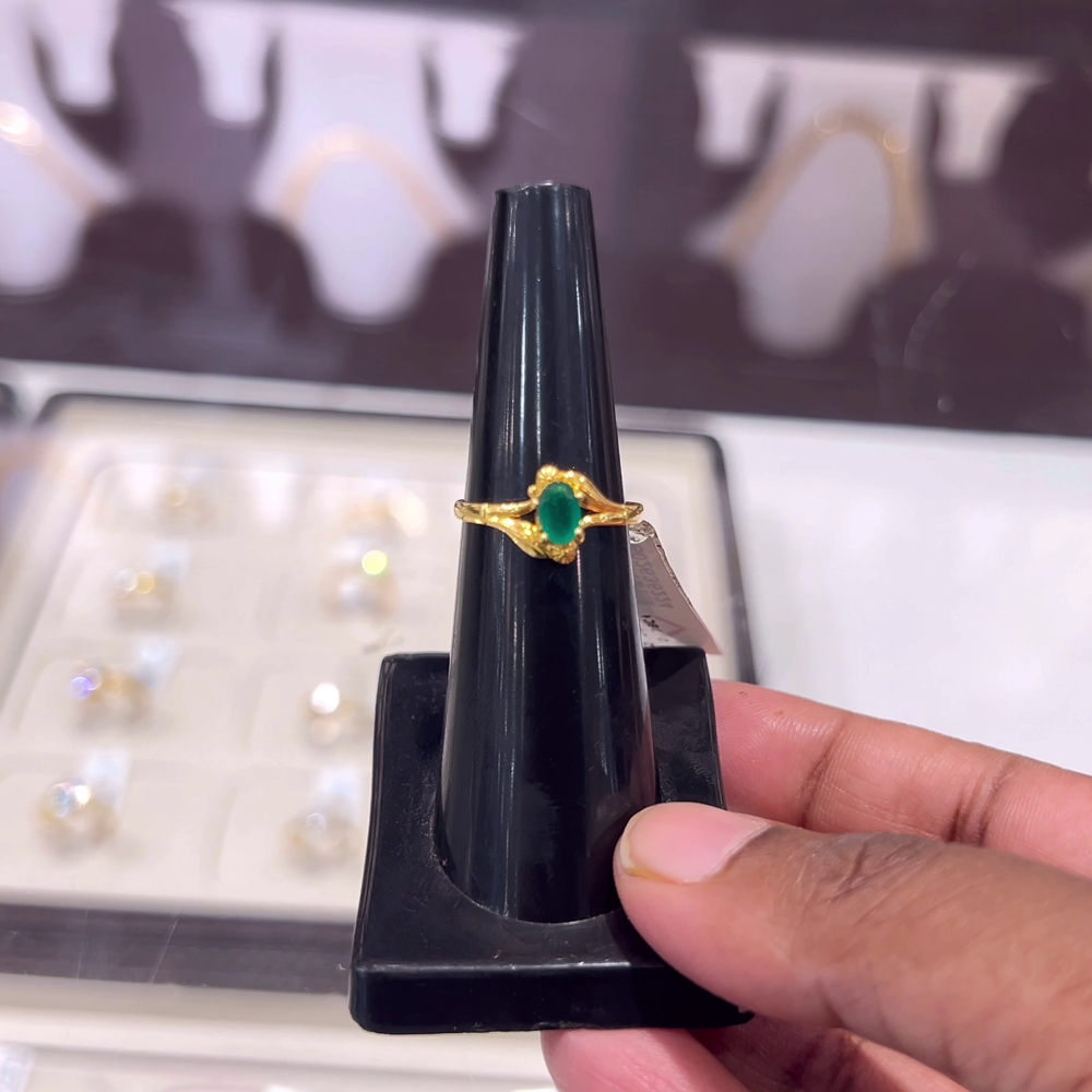 CMR 2.108gms Ring 22K Yellow Gold